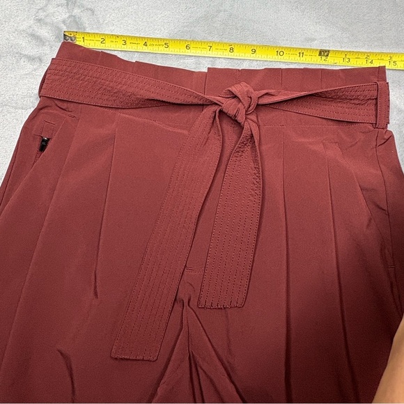 Athleta Skyline Shorts | Size 6 | Burgundy - Picture 2 of 9